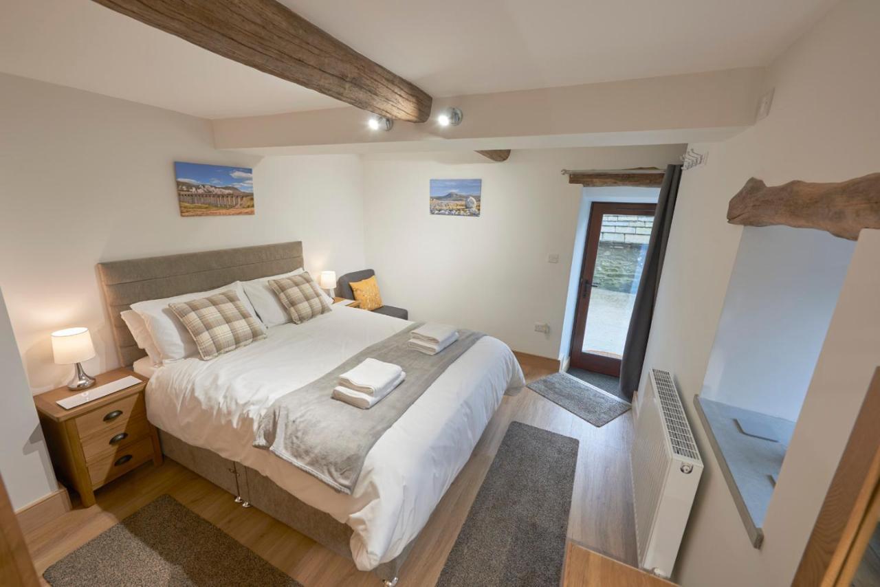 Dalecote Barn Bed & Breakfast Інглтон Екстер'єр фото